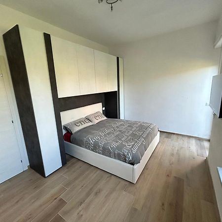 Camera Matrimoniale In Casa Malpensa 501 Samarate 外观 照片